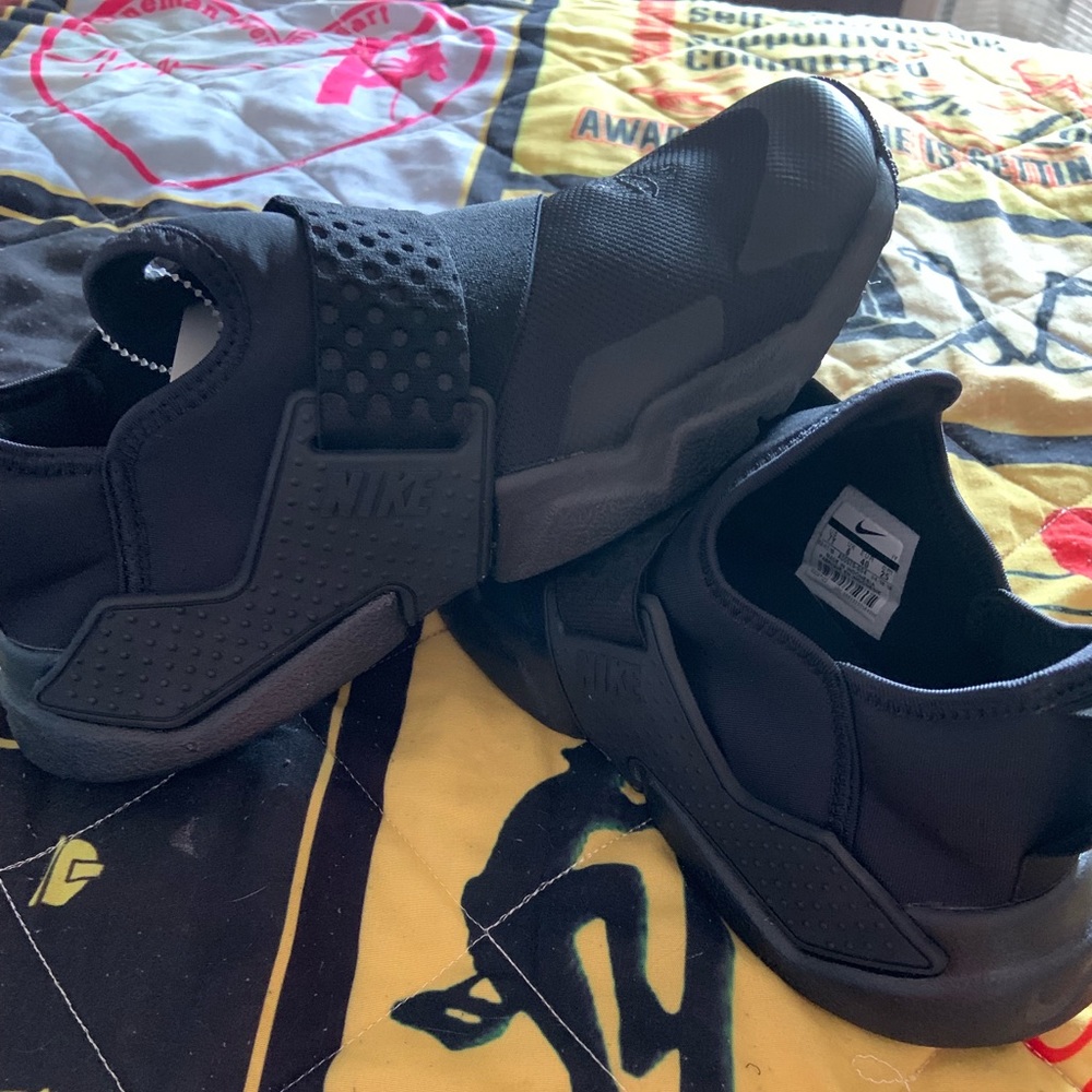 Nike shoes